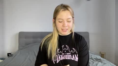 Al online show from April 8, 6:13 am