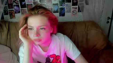 Alysa   7GMT  online show from June 11, 10:02 am