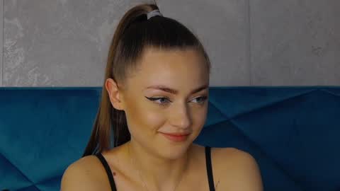 Alyse online show from January 27, 9:11 pm