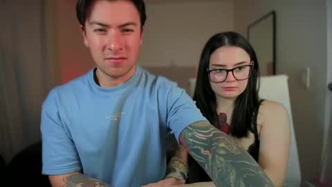 look onlyfans in screen online show from December 28, 3:47 am