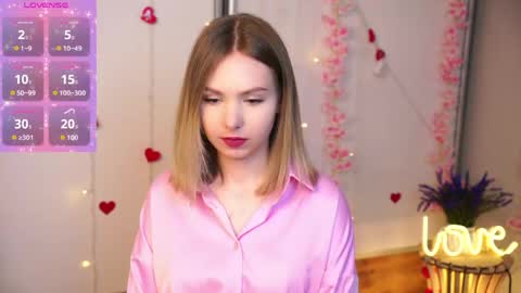 Kate online show from May 1, 4:22 pm