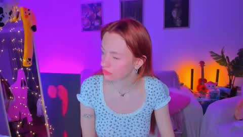 alyssa_smitt online show from September 14, 11:59 pm
