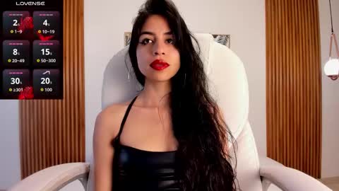 alyssabeauty_ online show from March 9, 8:57 pm