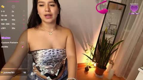 Snapshot of alyssia_wolds_1 chatting on September 26, 12:03 am alyssia wolds online show from September 26, 12:03 am