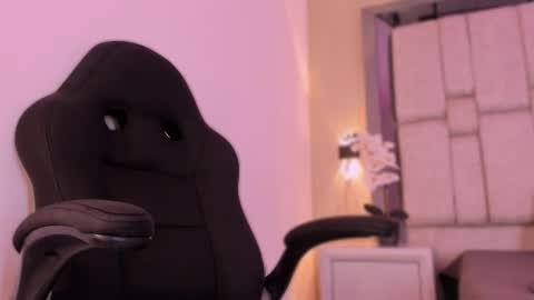 Alys online show from December 2, 11:26 am