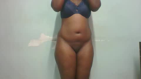 am_creme_delight online show from May 23, 7:40 pm