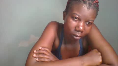 am_creme_delight online show from May 28, 4:32 am