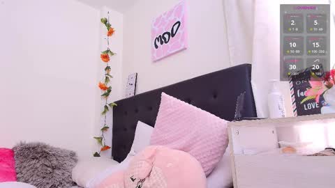 Isabella online show from November 14, 7:01 pm