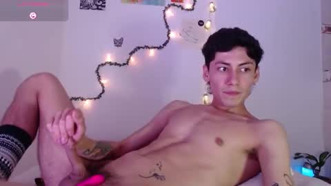 Amad Passer x guests   Independent model online show from January 15, 1:34 am