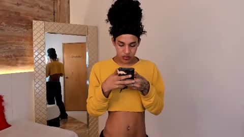 amaia_monroe online show from July 13, 4:15 am