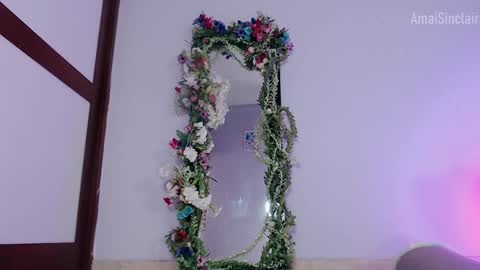 Amai  Sinclair  online show from January 13, 9:08 am