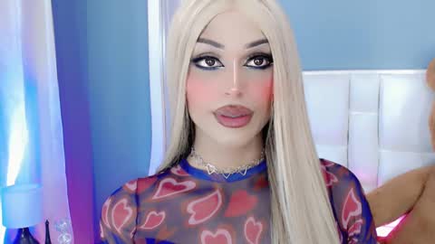 amal_baddel_ online show from January 25, 12:58 pm