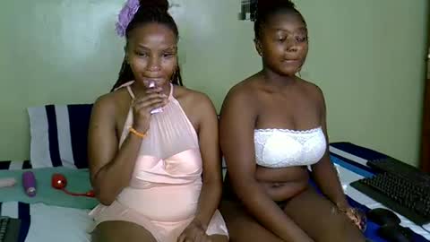 amala01 online show from March 16, 12:38 am