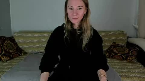 Amalia online show from May 31, 8:21 am