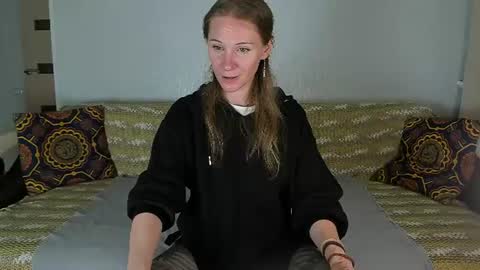 Amalia online show from July 17, 10:22 am