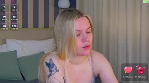 Amalia online show from April 20, 1:03 pm