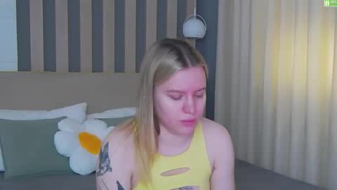 Snapshot of amaliabell chatting on May 19, 1:17 pm Amalia online show from May 19, 1:17 pm