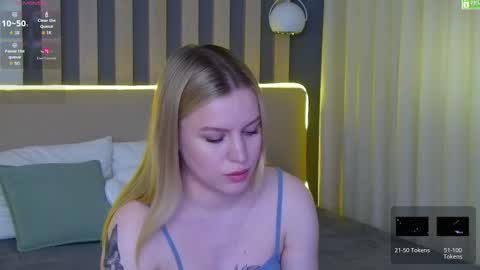 Snapshot of amaliabell chatting on June 5, 1:39 pm Amalia online show from June 5, 1:39 pm