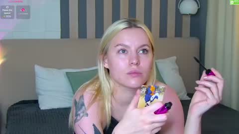 Snapshot of amaliabell chatting on July 30, 1:10 pm Amalia online show from July 30, 1:10 pm