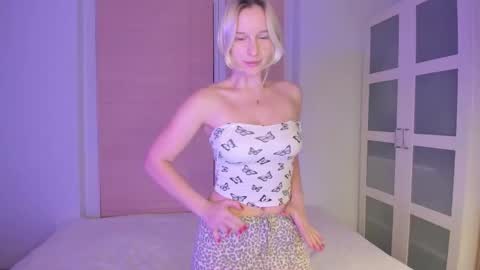 Amanda online show from December 15, 11:42 pm