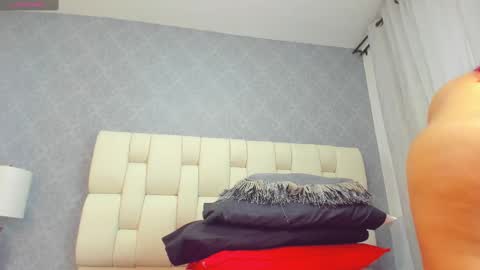 amanda29_ online show from October 1, 7:09 pm