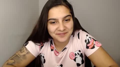 The queen of the biceps  online show from January 16, 2:19 am