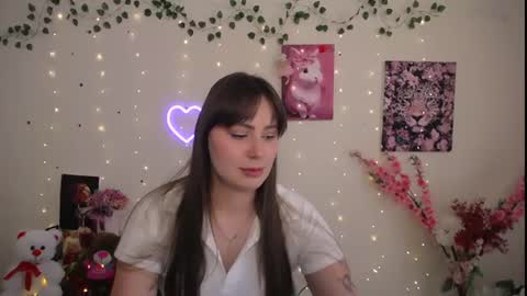 Snapshot of amanda_bright_ chatting on June 22, 9:50 am amanda_bright_ online show from June 22, 9:50 am
