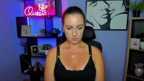 Snapshot of amanda_burn chatting on June 25, 1:48 pm Amanda online show from June 25, 1:48 pm