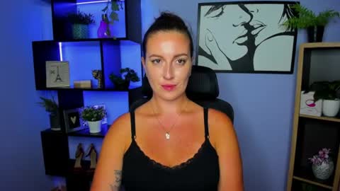 Snapshot of amanda_burn chatting on July 9, 1:26 pm Amanda online show from July 9, 1:26 pm