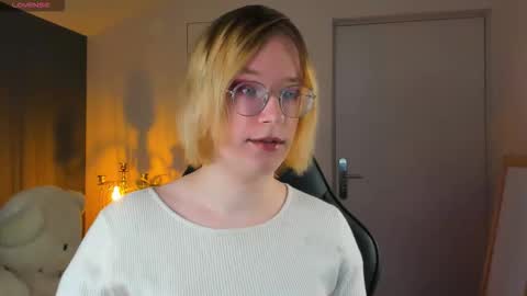 Hi im Amanda online show from October 25, 10:01 am