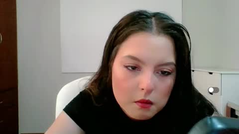 Snapshot of amanda_callum_ chatting on November 22, 11:15 pm Katha online show from November 22, 11:15 pm