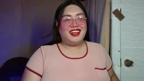 Snapshot of amanda_fetish chatting on October 9, 4:43 am amanda_fetish online show from October 9, 4:43 am