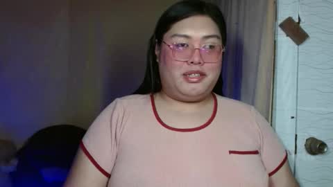 Snapshot of amanda_fetish chatting on October 14, 8:48 am amanda_fetish online show from October 14, 8:48 am
