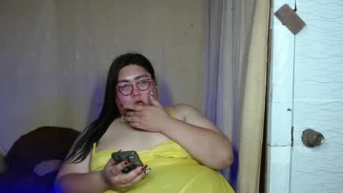Snapshot of amanda_fetish chatting on December 15, 7:18 pm amanda_fetish online show from December 15, 7:18 pm