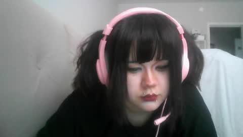 Snapshot of amanda_mia chatting on April 7, 11:21 am amanda_mia online show from April 7, 11:21 am