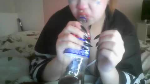 Snapshot of amanda_mia chatting on July 8, 12:37 am amanda_mia online show from July 8, 12:37 am