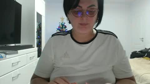 Anda .. online show from December 17, 9:32 pm