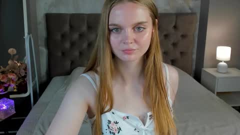 Snapshot of amanda_stele chatting on September 24, 2:15 am Amanda online show from September 24, 2:15 am