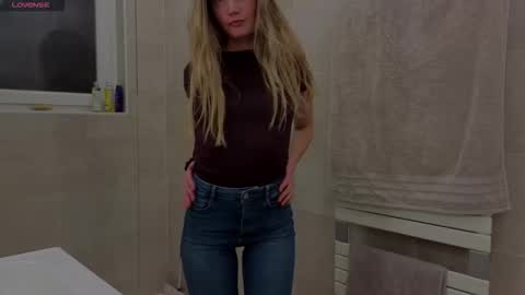 amanda_style online show from January 17, 8:34 pm