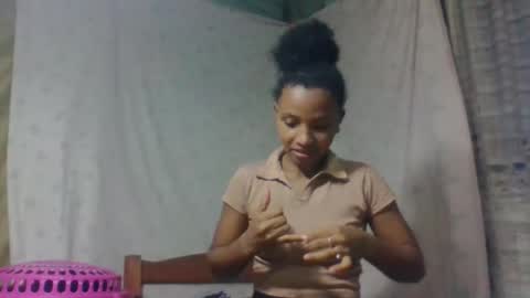 amandaaa25 online show from October 5, 3:49 am