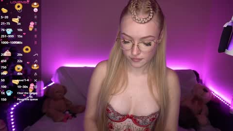 Snapshot of amandaafire chatting on January 5, 5:51 pm Amanda online show from January 5, 5:51 pm