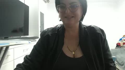 Anda online show from November 11, 7:47 pm