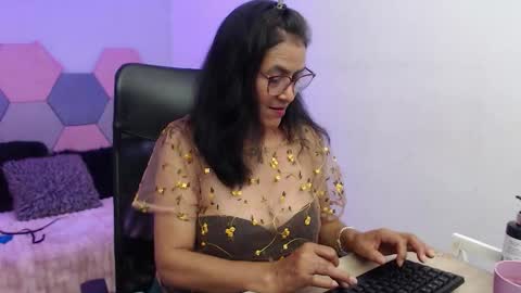 amandapeet online show from November 26, 8:21 pm