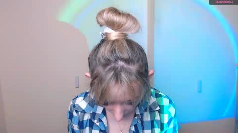 Amanda online show from May 26, 7:26 am
