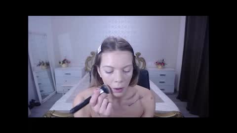 Snapshot of amandaswanson chatting on October 2, 6:20 am AmandaTop online show from October 2, 6:20 am
