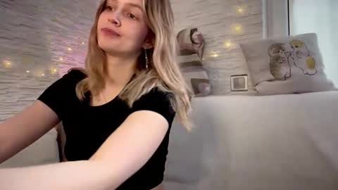 amandatalk online show from March 5, 8:21 am