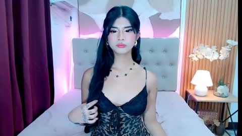 Snapshot of amandavictoria444 chatting on May 18, 4:07 am AMANDA online show from May 18, 4:07 am