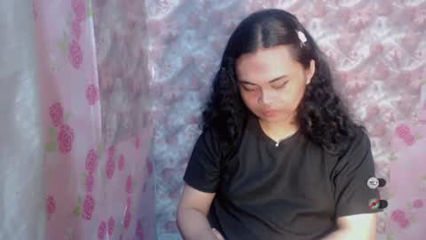Snapshot of amandaxxx02 chatting on July 28, 6:20 pm manda online show from July 28, 6:20 pm