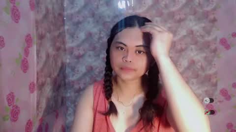 Snapshot of amandaxxx02 chatting on August 5, 6:00 pm manda online show from August 5, 6:00 pm