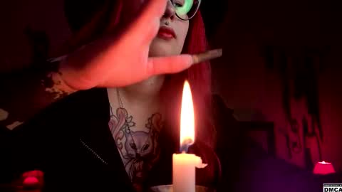 Goddess Amanita online show from October 3, 8:00 am